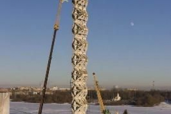 Начало разборки СТЕЛА САМОУБИЙЦ Великий Новгород - Высота 47м Автокран KRUPP - 80 GMT AT