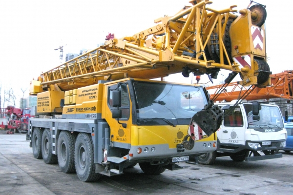 Автокран 70 тонн LIEBHERR LTM 1070